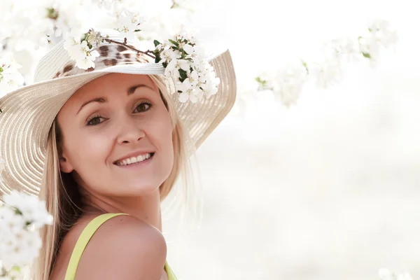 Happy woman with hat — Stock Photo, Image