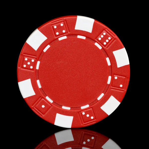Красная фишка покера — стоковое фото