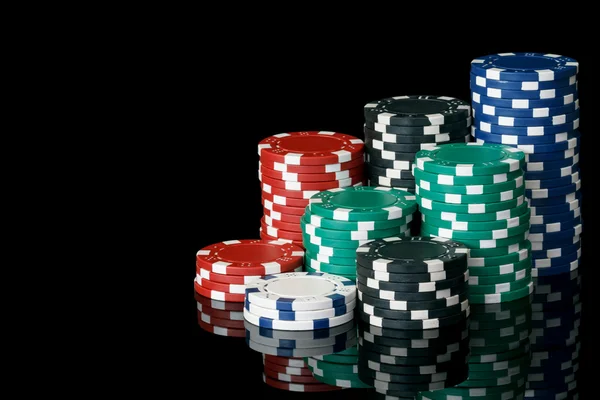 Stapels poker chips — Stockfoto