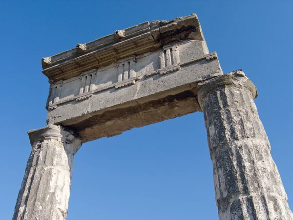 Alte Säulen — Stockfoto