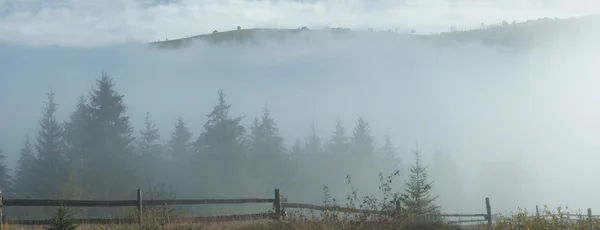 stock image Mist and mountains