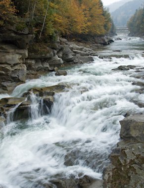 Dağ nehri