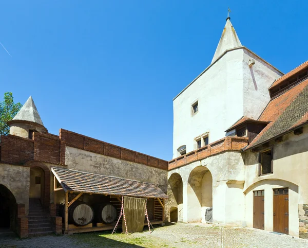 在捷克共和国克日沃克拉特城堡庭院 — 图库照片