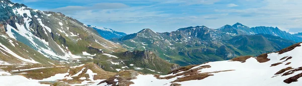 Alpen-Sommerpanorama. — Stockfoto