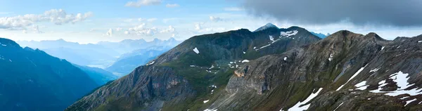 Летняя панорама Альп (Австрия) ). — стоковое фото