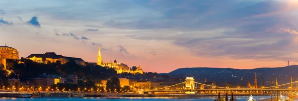 Budapeşte gece panorama — Stok fotoğraf