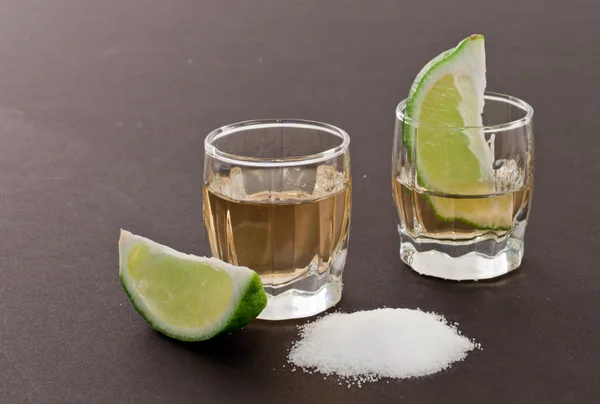 Tequila neergeschoten. — Stockfoto