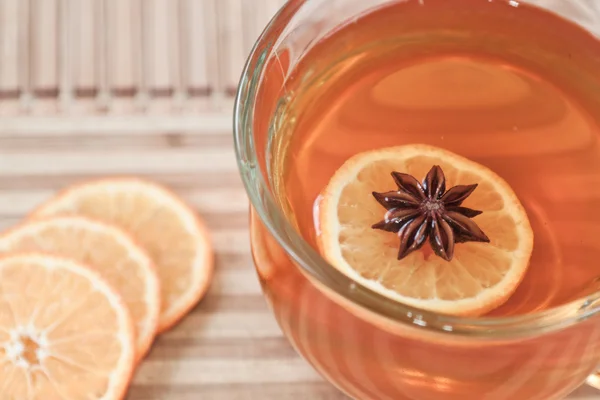 Anise star in hot tea — Stock Photo, Image
