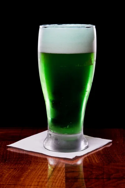 Zöld sör — Stock Fotó