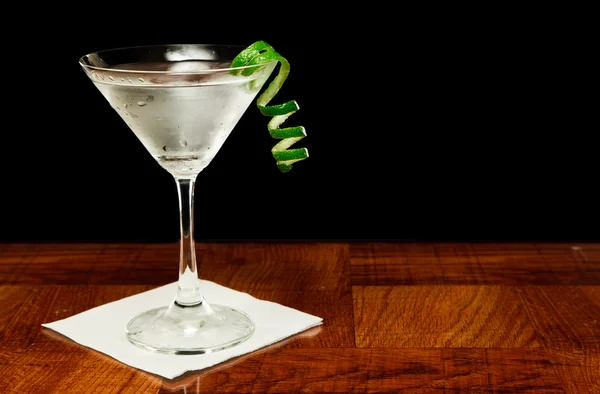 Martini con un toque de lima —  Fotos de Stock
