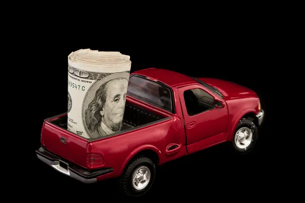 Vrachtwagen gevuld met contant geld — Stockfoto