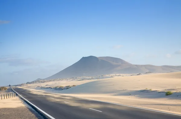 Fuerteventura, Parque natural de dunas de arena de Corralejo — Foto de Stock