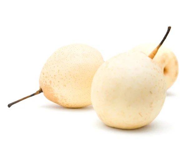 Китайский белый арахис (Duck Pear; Ya Pear); изолирован на белом — стоковое фото