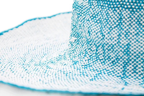Fondo sombrero de verano azul-blanco —  Fotos de Stock