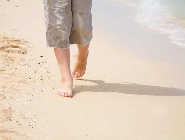Chůze na pláž — Stock fotografie