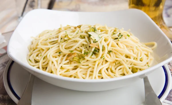 Simple pasta dish — Stock Photo, Image