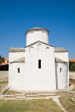 Hırvatistan; Zadar bölgesi; Dalmaçya; Nin kasabası - Saint Haç Kilisesi; (Crkva svetog Kriza)