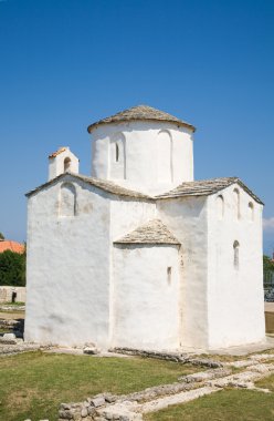 Hırvatistan; Zadar bölgesi; Dalmaçya; Nin kasabası - Saint Haç Kilisesi; (Crkva svetog Kriza)