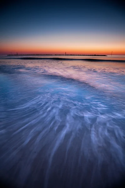 Pembe iskele günbatımı — Stok fotoğraf