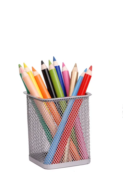 Innehavaren full av färgglada pennor — Stockfoto