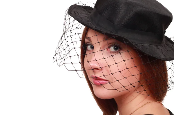 Femme en chapeau noir — Photo