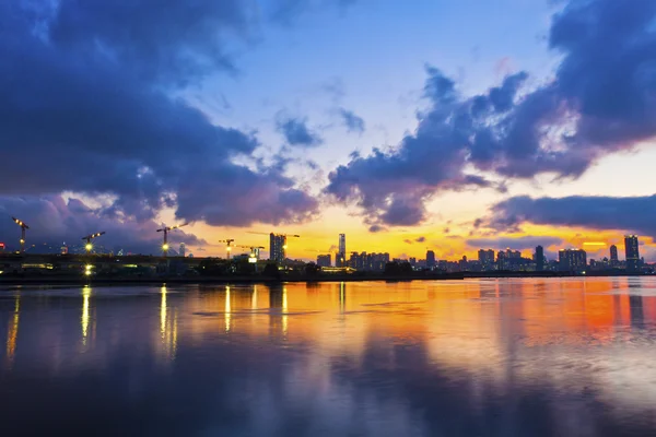 Hong kong Skyline bei Sonnenuntergang — Stockfoto