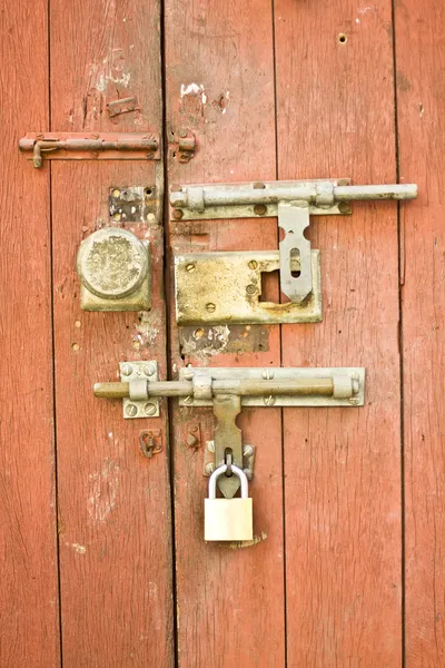 Cerradura y puerta chinas — Foto de Stock