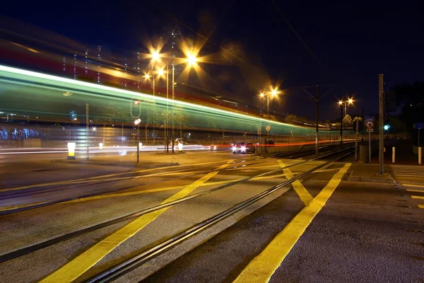 Швидкісний трамвай в Hong Kong вночі — стокове фото