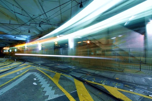 Trilho leve em Hong Kong à noite — Fotografia de Stock