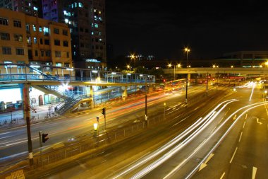 gece hong Kong şehir trafiğine