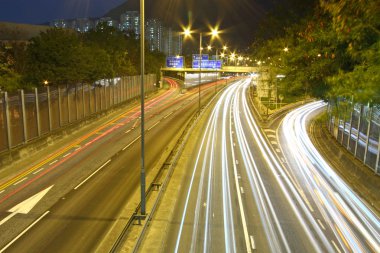 Hong Kong 'da gece trafiği