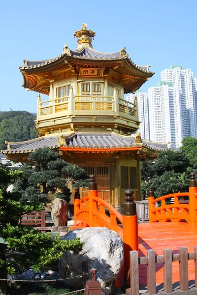 Paviljongen av absolut perfektion i nan lian trädgården — Stockfoto