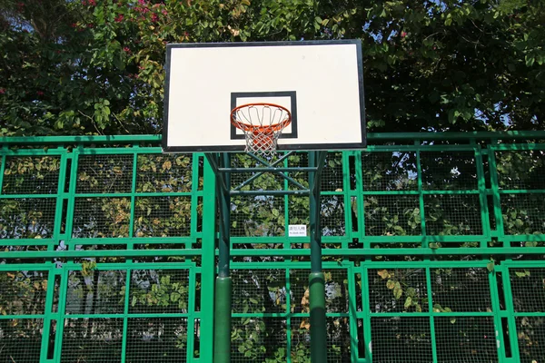 Γήπεδο μπάσκετ καθαρό — Φωτογραφία Αρχείου