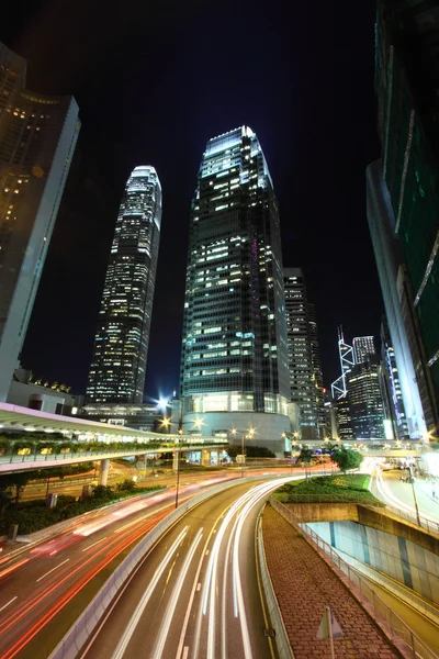 Tráfico de Hong Kong por la noche — Foto de Stock