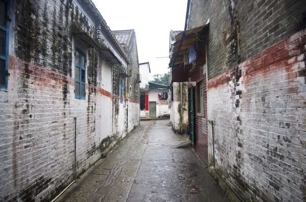 Alley in chinese dorp — Stockfoto