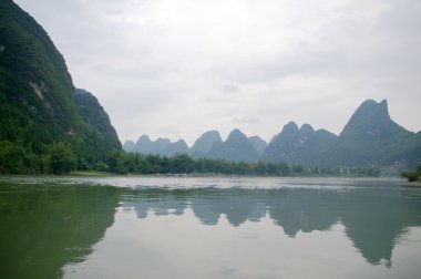 yangshuo guilin, Çin'in güzel karstik dağ manzarası