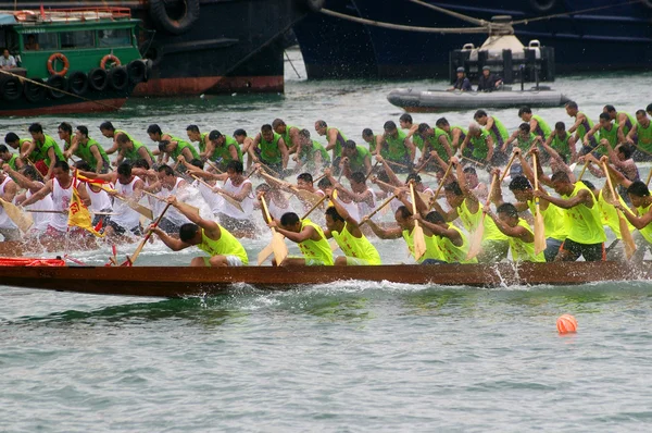 Zawodów smoczych łodzi w tung ng festiwalu, hong kong — Zdjęcie stockowe