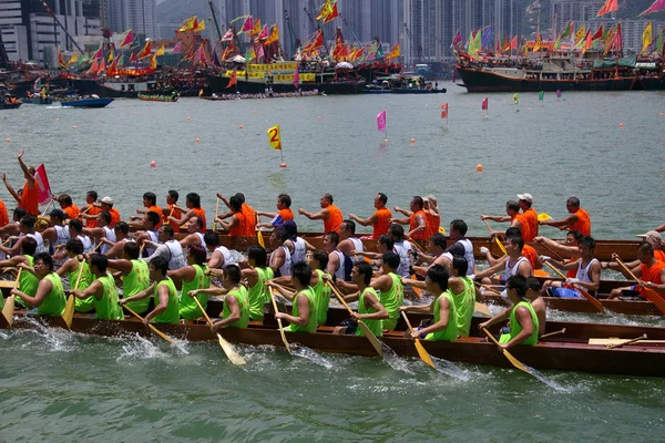 Raza de barco del dragón, Hong Kong. —  Fotos de Stock