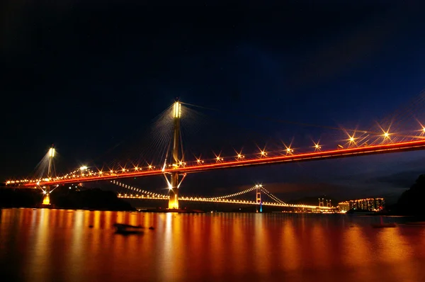 Ponte Ting Kau di notte a Hong Kong — Foto Stock