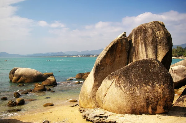 Praia em Sanya, Hainan, China . — Fotografia de Stock