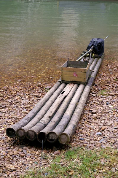 Barco de bambu — Fotografia de Stock