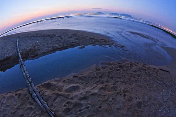 Fisheye zonsondergang langs de kust in hong kong, china. — Stockfoto