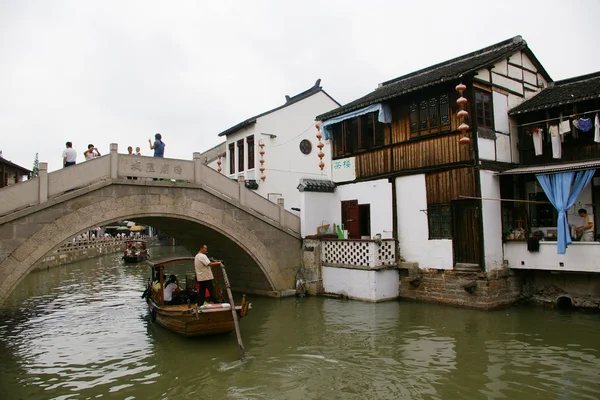 Zhujiajiao vodní vesnice v shanghai, Čína. — Stock fotografie