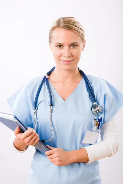 Lékařská osoba: zdravotní sestra nebo mladý lékař žena — Stock fotografie