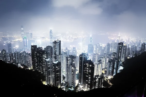 Hong Kong éjjel a Victoria Peak sziget — Stock Fotó