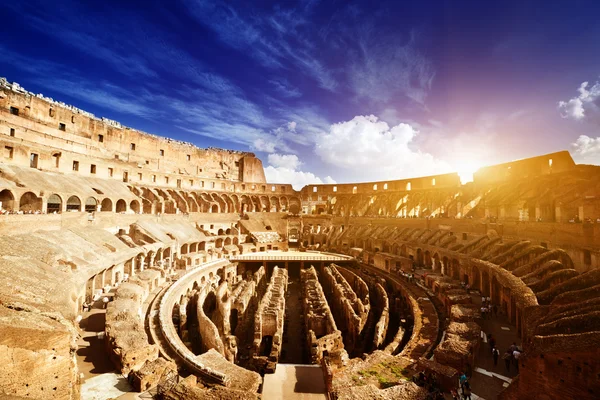 Wnętrze Koloseum, Rzym, Włochy — Zdjęcie stockowe