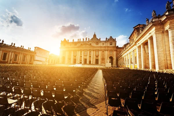 Saint Peter's Square in sunset time — Stock Photo, Image