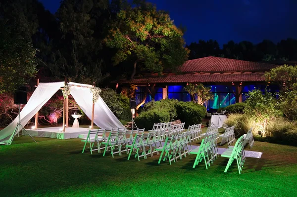 Canopy de ceremonia de boda judía (chuppah o huppah ) — Foto de Stock