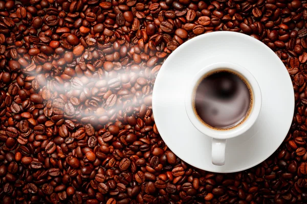 Koffie ying yang symbool van harmonie — Stockfoto