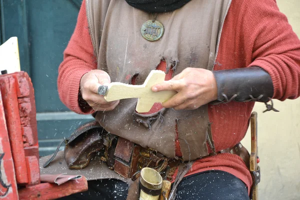 Carpinteiro medieval — Fotografia de Stock